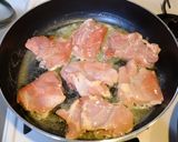 調味料不要☆鶏もも肉のサルティンボッカ！作り方5写真