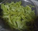 さっぱり味の…「ハスイモの胡麻酢あえ」作り方4写真