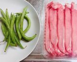 簡単!インゲンと豚肉の炒め物作り方1写真