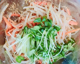 簡単！もやしと人参、貝割れ大根の胡麻和え作り方6写真