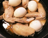 手羽先と大根とたまごの煮物作り方2写真