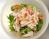 水菜とカニカマの胡麻マヨサラダ作り方2写真