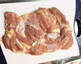 鶏モモのカリカリ焼き☆特大できました！作り方1写真