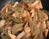 ＊ふき と 筍の油炒め さつま揚げ入り＊作り方5写真