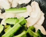 鶏肉とゴーヤのお総菜風生姜醤油炒め作り方2写真