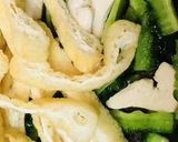 鶏肉とゴーヤのお総菜風生姜醤油炒め作り方3写真