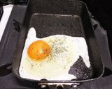 （お弁当）半熟目玉の両面焼き作り方1写真