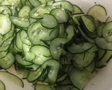 タコとキュウリとワカメの酢の物作り方1写真