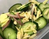 きゅうりとみょうがの塩昆布和え作り方1写真