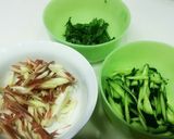 茗荷、大葉、キュウリの冷たい澄まし汁作り方1写真
