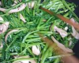 簡単！空芯菜とエリンギのにんにく炒め作り方3写真
