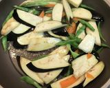簡単冷やしぶっかけ蕎麦・茄子いんげん入り作り方2写真