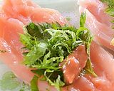 鶏ささみ巻き天ぷら-大葉と梅肉・新生姜-作り方2写真