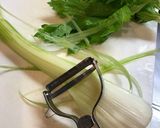 セロリと大根の洋風胡麻和えサラダ作り方1写真