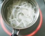 ピーラーで時短！ひらひら大根でお味噌汁♪作り方2写真