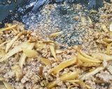 豚挽肉のそぼろ香味野菜のサラダうどん作り方2写真