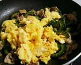 夏のスタミナ料理！ゴーヤと豚肉の炒め物♡作り方6写真