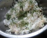 塩昆布・天かす・青のりの、大きいおむすび作り方5写真