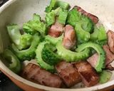ゴーヤとベーコンのピーナッツバター炒め作り方4写真