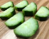 お弁当にきゅうりとカニカマでミニスイカ作り方3写真