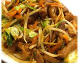 簡単☆味付けホルモン☆アレンジ☆焼きそば作り方5写真