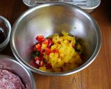 きざみ浜納豆入り肉そぼろレタスカップご飯作り方1写真