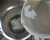 梅としらすのワカメごはん作り方1写真