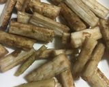 牛肉とごぼうの炒め煮作り方1写真