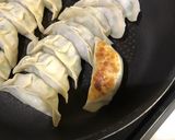 意外に簡単羽根つき餃子作り方7写真
