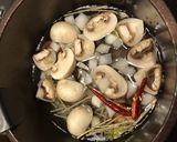 タイで学んだ♫酸っぱ旨辛い！トムヤムクン作り方3写真