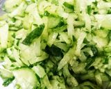 鯖缶ときゆうりのマヨネーズ和え作り方2写真