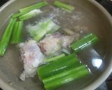 昔の醤油ラーメン　蒸し鶏チャーシュー入り作り方2写真