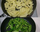 鶏むね肉とじゃが芋のテリヤキマヨ炒め作り方4写真