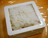 出し巻き玉子とおかか醤油のおにぎらず作り方9写真