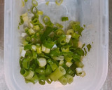 残ったお惣菜のきんぴらで作る 簡単！豚汁作り方4写真