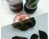 タコの青じそ梅酢、黒にんにく添え作り方1写真