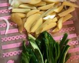 ☆鶏肉ピーマンじゃがいもの焼肉マヨ炒め☆作り方1写真