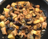 なすと鶏肉じゃがいも青じそのとろうま炒め作り方7写真