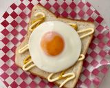 隠し味がお気に入り♡目玉焼きトースト♡作り方2写真