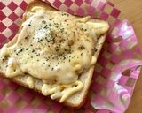 隠し味がお気に入り♡目玉焼きトースト♡作り方4写真