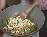 ピーマンと鶏むね肉のナッツ炒め作り方10写真