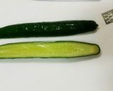 キュウリの飾り切り、木の葉カットです。作り方1写真