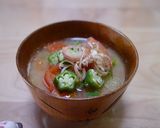 夏お薦めトマトとオクラの味噌汁作り方4写真