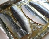 お酒もご飯も進むばずの明太いわし☆作り方1写真