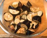 ご飯がすすむ！鶏ももと茄子の照り焼き作り方1写真