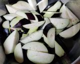 ナスと鶏肉のレモン醤油和えでサッパリ作り方1写真