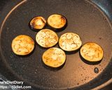 サラダポークと茄子でチーズトースト作り方1写真