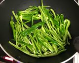 ピーマンとウインナーの胡麻炒め作り方1写真