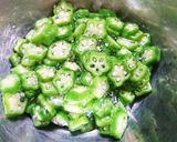 オクラと茗荷谷大葉のおかか合え作り方2写真