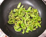 夏☆無限ピーマン！カレーチーズ炒め。作り方4写真